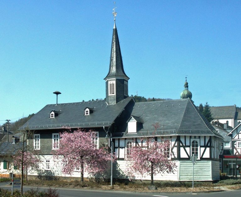 Historische Kapellenschule in Eisern bei Siegen